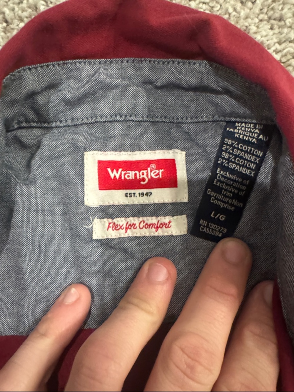 Wrangler Men's Short Sleeve Button-Down Shirt in Deep Red - Picture 2 of 2